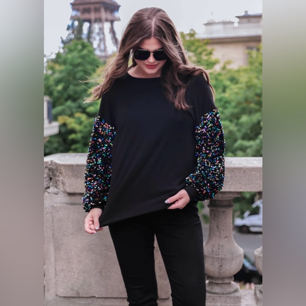 Lush Black Multicolor Sequin Sleeve Holiday Celebration Crewneck Sweater Size M